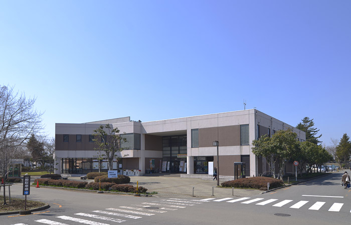 峰キャンパス 大学会館